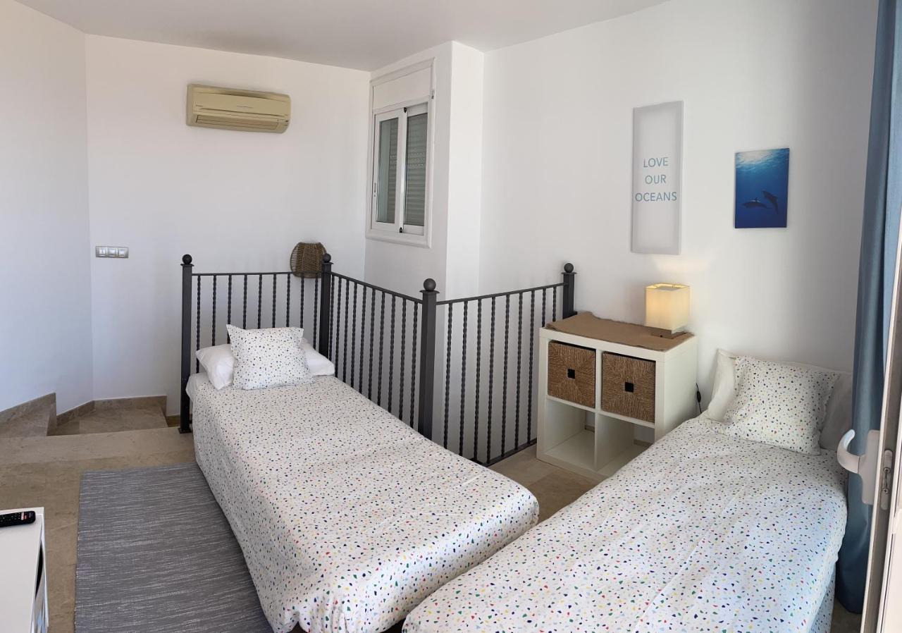 Amazing Duplex With Large Terrace And Sea Views Apartamento Puerto de Santiago  Exterior foto