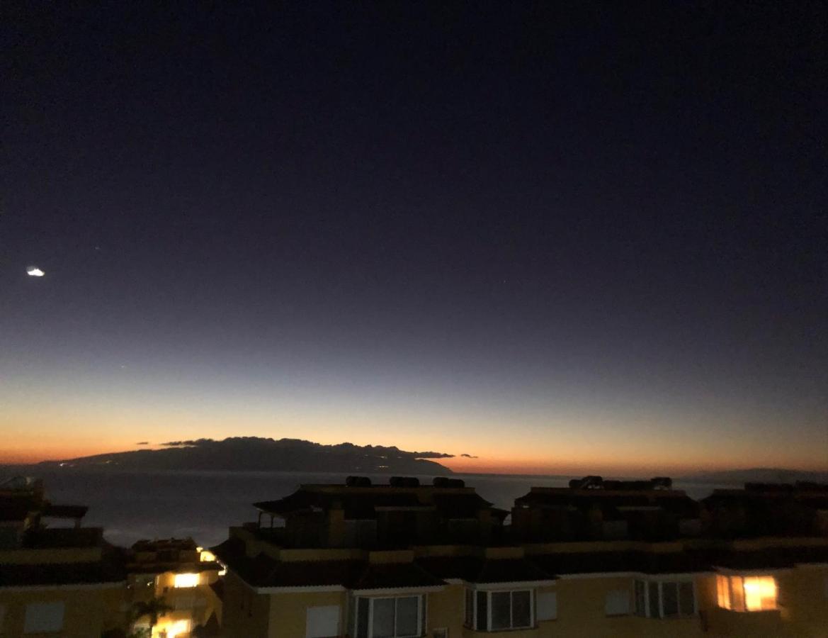 Amazing Duplex With Large Terrace And Sea Views Apartamento Puerto de Santiago  Exterior foto