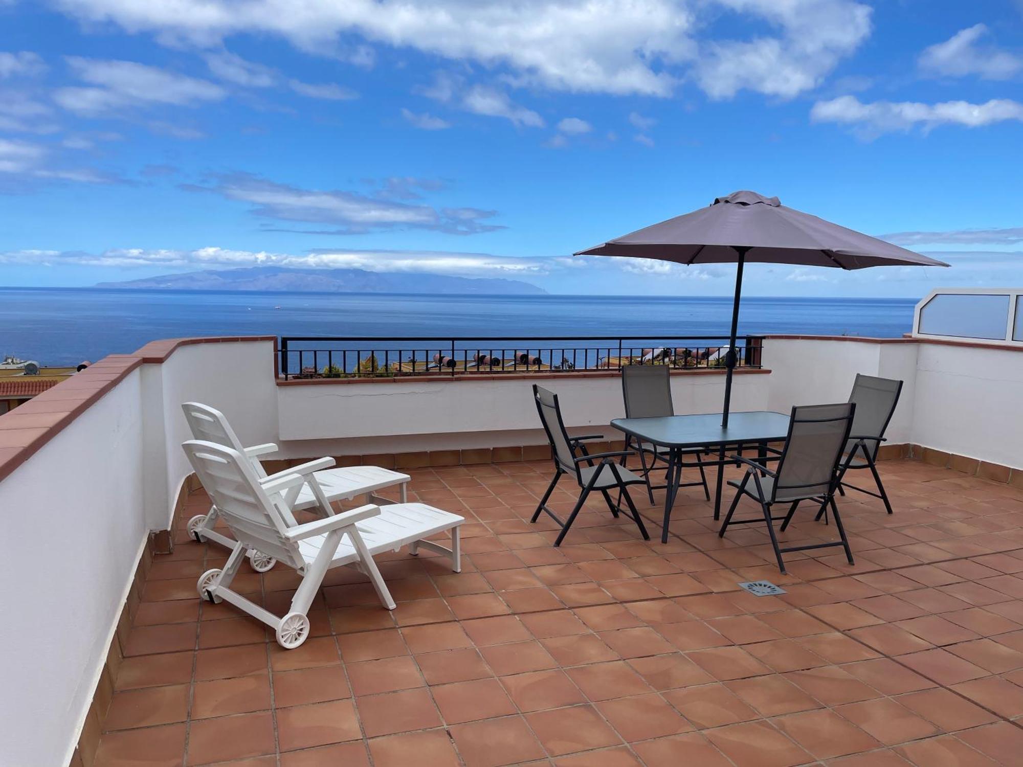 Amazing Duplex With Large Terrace And Sea Views Apartamento Puerto de Santiago  Exterior foto