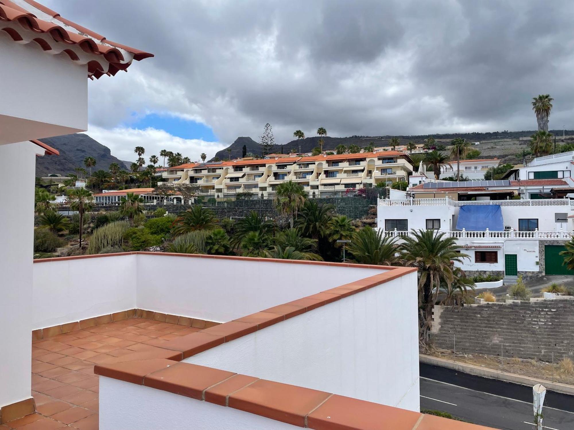 Amazing Duplex With Large Terrace And Sea Views Apartamento Puerto de Santiago  Exterior foto